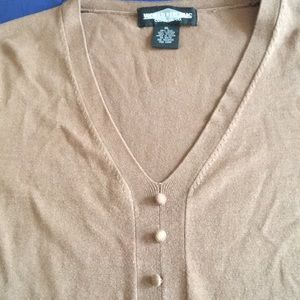 Women’s 3/4 sleeve light shirt